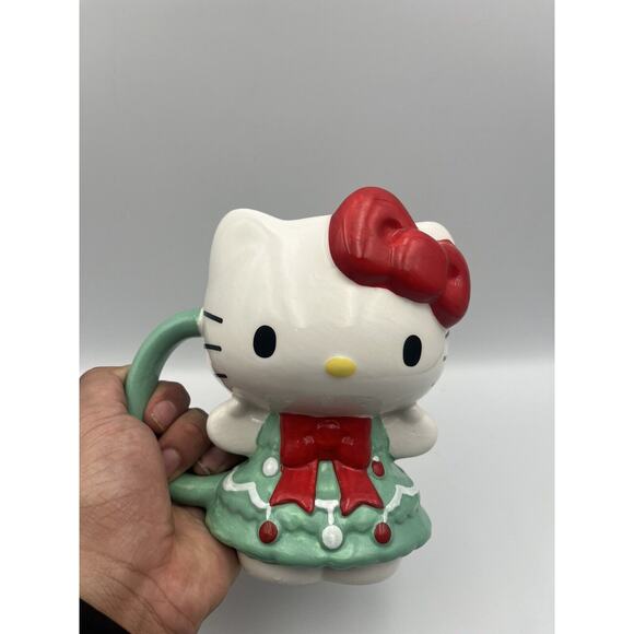New Hello Kitty Christmas Tree Dress 3D Sculpted Large Ceramic Mug 6” - Picture 3 of 7